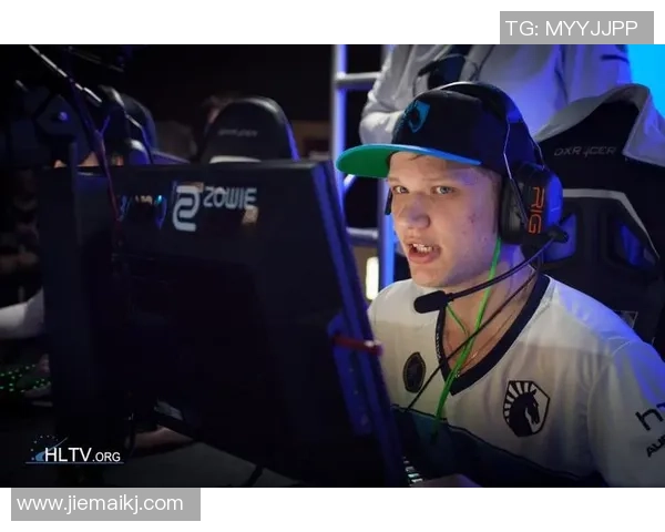 李丽畅谈CSGO职业生涯与电竞梦想的追求与挑战